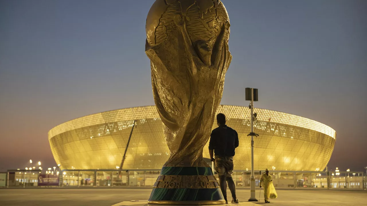Should Qatar or the U.S. be hosting the 2022 World Cup?